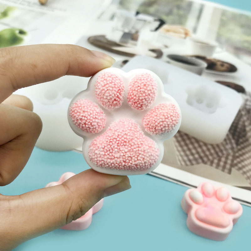 Cat‘s Paw r Mold for Making Squishy