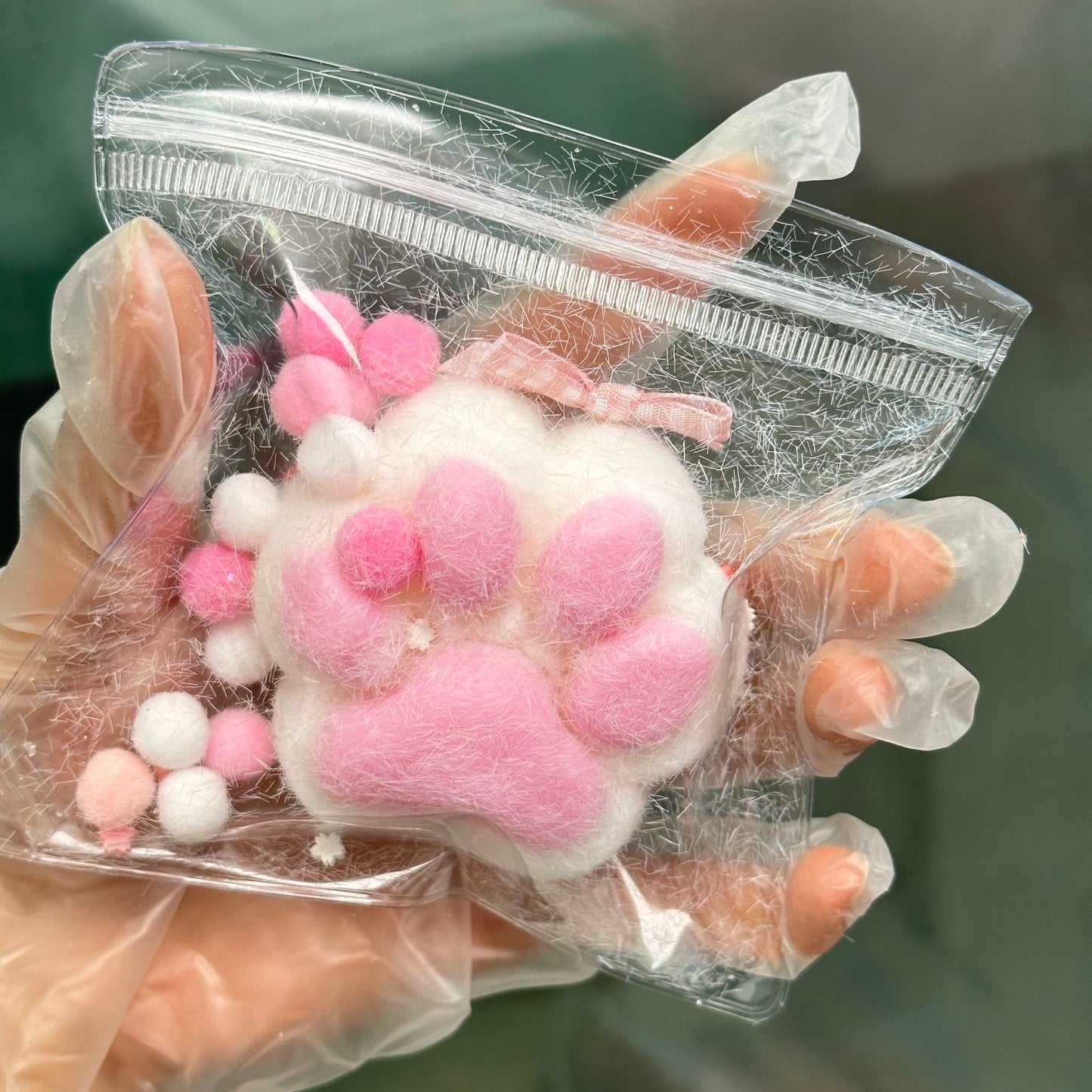 115g Handmade Silicone Cat's Paw with fur Stress Relief Squishy Toy